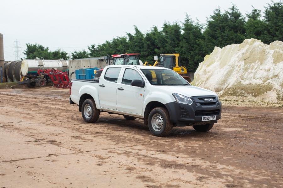  Isuzu D-Max Ultility Double Cab 2018 года  (UK) (фото 18 из 24)